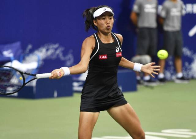 奠定了坚实 奠定了坚实